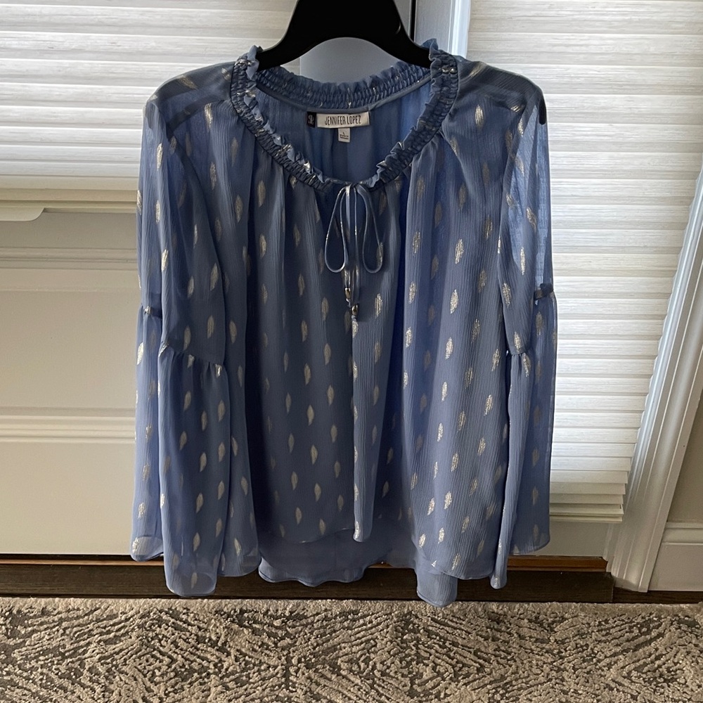 Jennifer Lopez style top